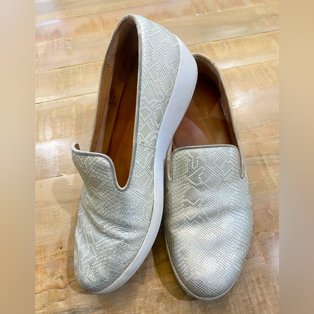 Womens FITFLOP SUPERSKATE silver metallic snake print loader slipper shoes